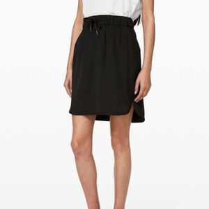 Lululemon On The Fly Skirt *Woven
Black